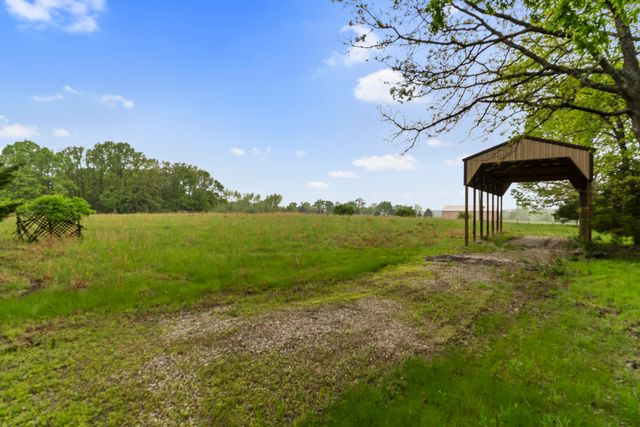 189 High Ridge Road, Marshfield, MO 65706