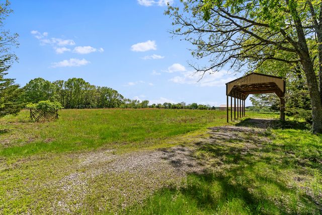 189 High Ridge Road, Marshfield, MO 65706
