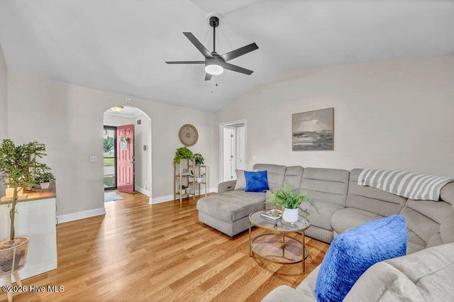 1049 Jt Westfield Drive, Leland, NC 28451