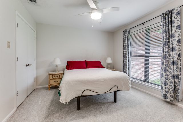 236 Valley Creek Place, Richardson, TX 75080