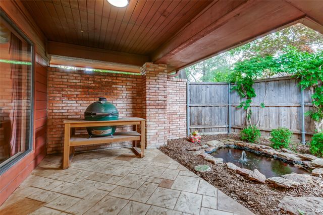 236 Valley Creek Place, Richardson, TX 75080