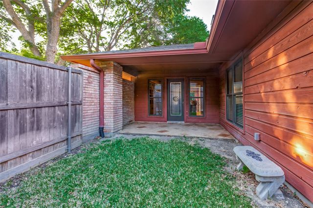 236 Valley Creek Place, Richardson, TX 75080