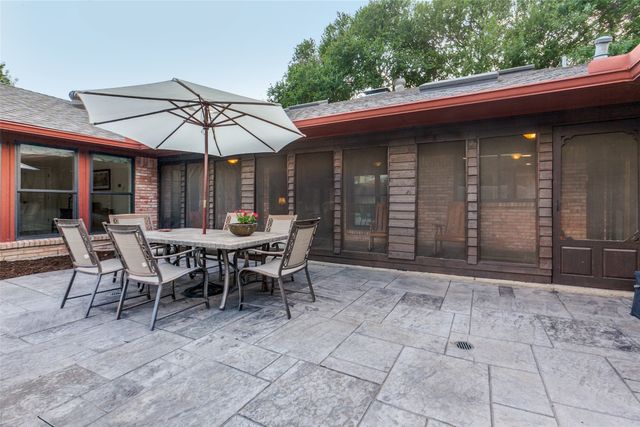 236 Valley Creek Place, Richardson, TX 75080