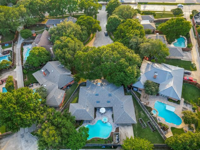 236 Valley Creek Place, Richardson, TX 75080