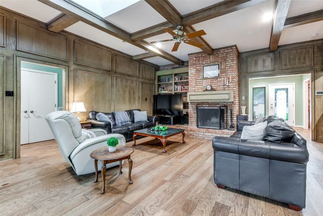 236 Valley Creek Place, Richardson, TX 75080