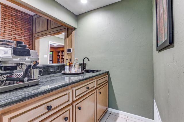 236 Valley Creek Place, Richardson, TX 75080