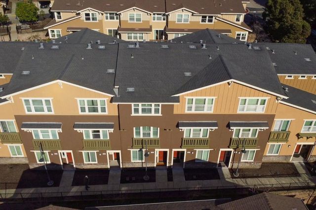 118 W Crystal Cove Terrace, San Francisco, CA 94134