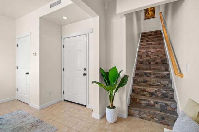 118 W Crystal Cove Terrace, San Francisco, CA 94134