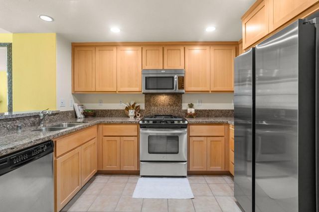 118 W Crystal Cove Terrace, San Francisco, CA 94134