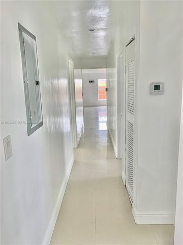 9798 SW 158th St, Miami, FL 33157