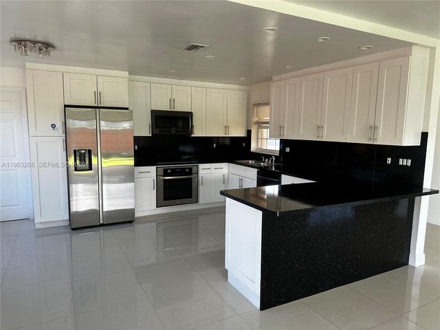 9798 SW 158th St, Miami, FL 33157