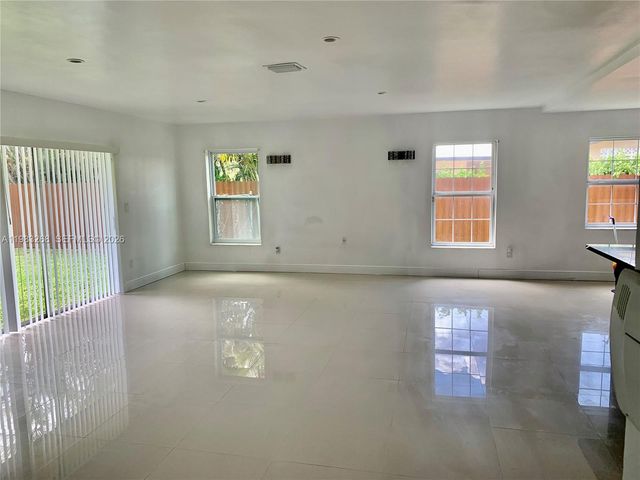 9798 SW 158th St, Miami, FL 33157