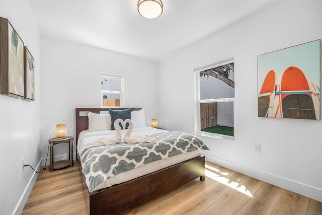 1817 19 Sunset Cliffs Blvd, San Diego, CA 92107