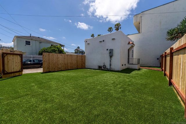 1817 19 Sunset Cliffs Blvd, San Diego, CA 92107