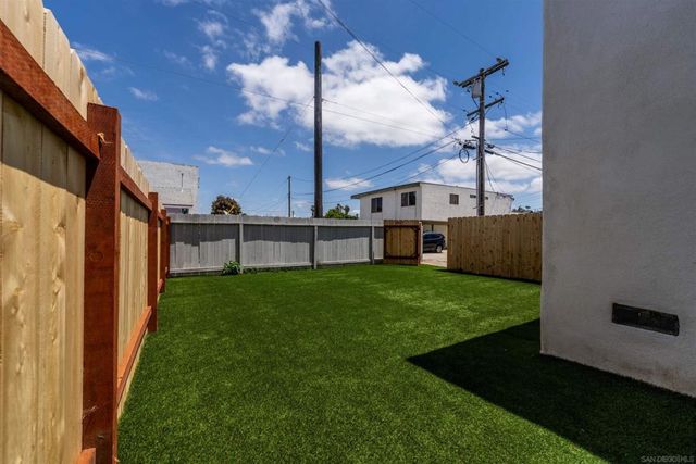 1817 19 Sunset Cliffs Blvd, San Diego, CA 92107