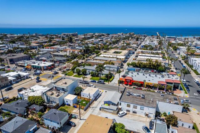 1817 19 Sunset Cliffs Blvd, San Diego, CA 92107