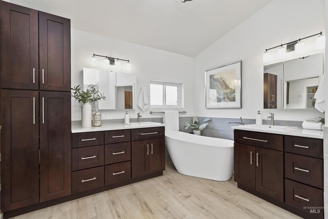 4255 Valley View Rd, Emmett, ID 83617