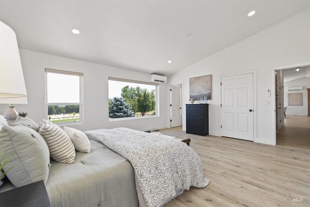 4255 Valley View Rd, Emmett, ID 83617