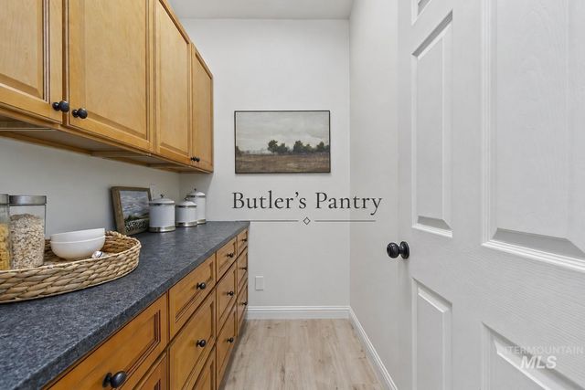 4255 Valley View Rd, Emmett, ID 83617