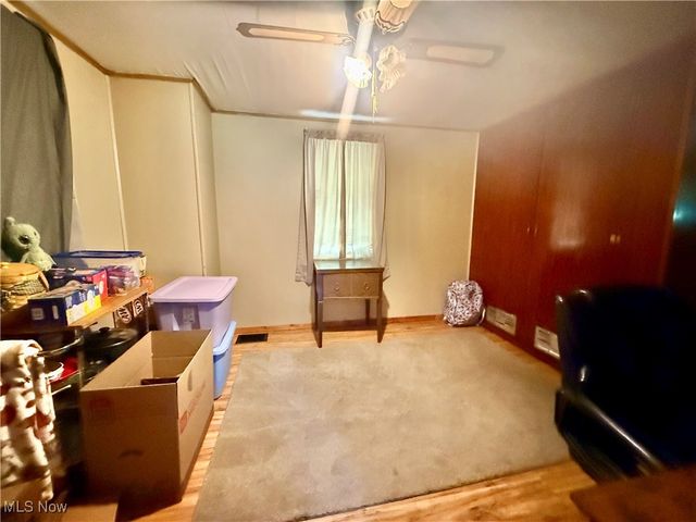 118 Wall, Weirton, WV 26062