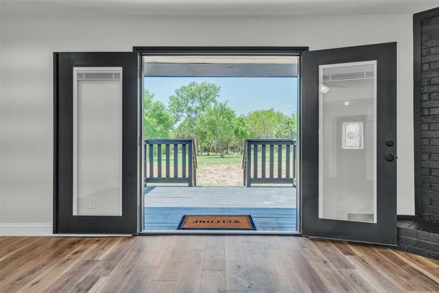 313 County Road 805a, Cleburne, TX 76031