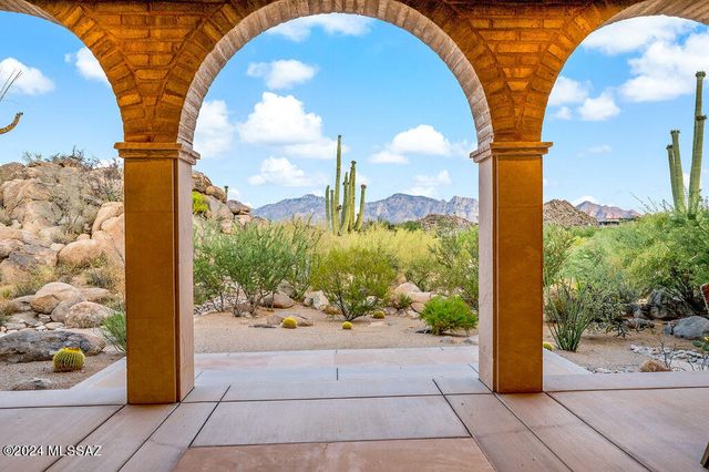 14731 N Strong Stone Drive, Tucson, AZ 85755