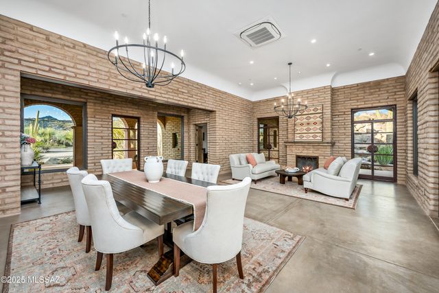 14731 N Strong Stone Drive, Tucson, AZ 85755