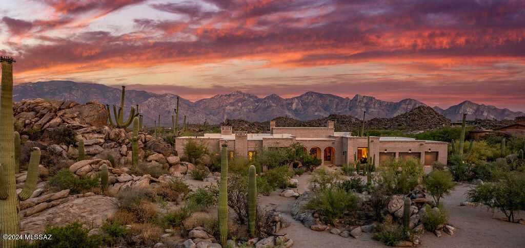 14731 N Strong Stone Drive, Tucson, AZ 85755