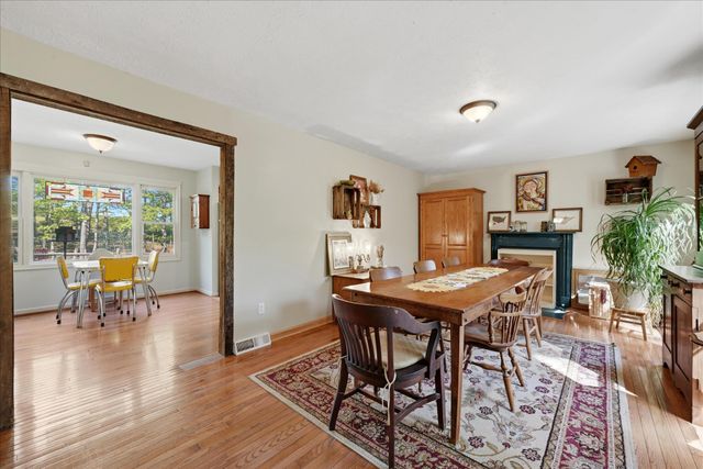 330 SIDELING MOUNTAIN DR, Slanesville, WV 25444