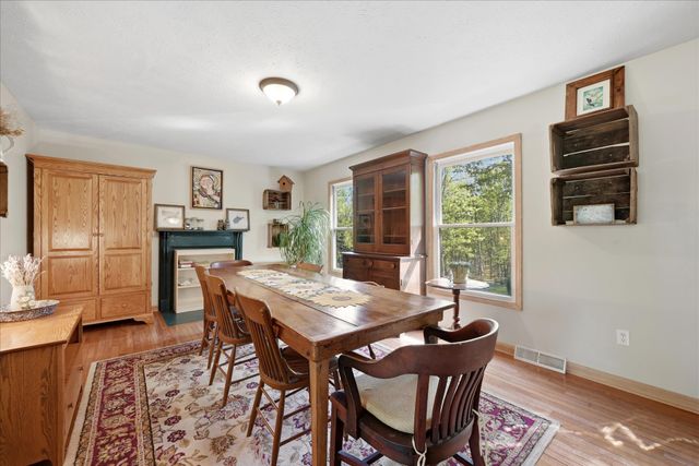 330 SIDELING MOUNTAIN DR, Slanesville, WV 25444