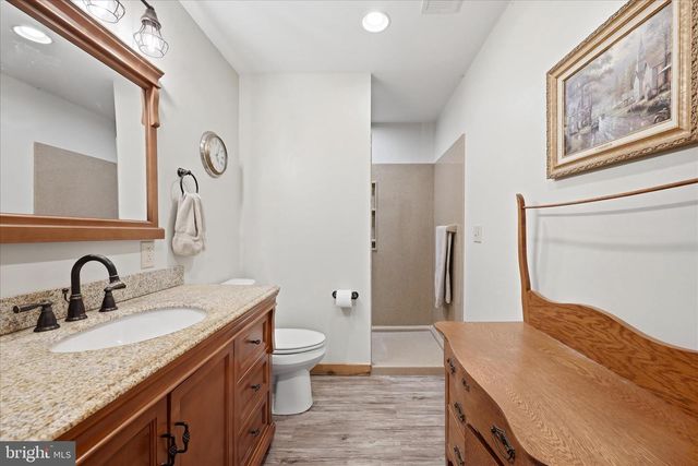 330 SIDELING MOUNTAIN DR, Slanesville, WV 25444