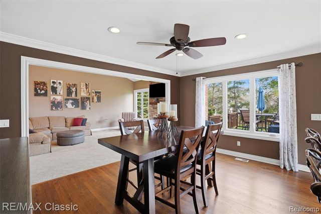 1726 Pondview Lane, Commerce Twp, MI 48382