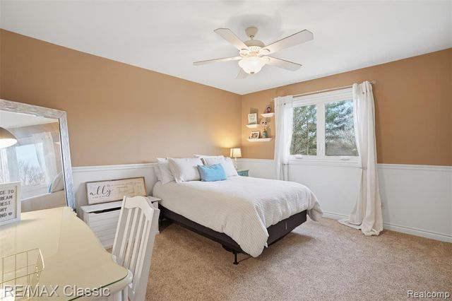 1726 Pondview Lane, Commerce Twp, MI 48382