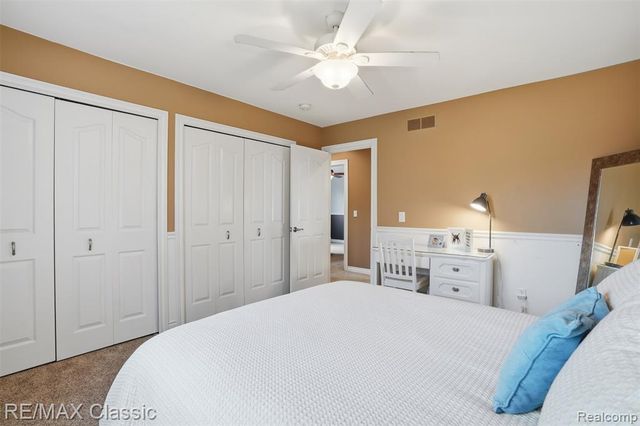 1726 Pondview Lane, Commerce Twp, MI 48382