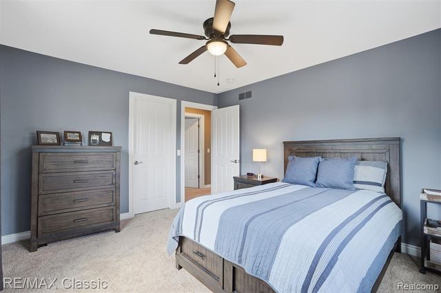 1726 Pondview Lane, Commerce Twp, MI 48382