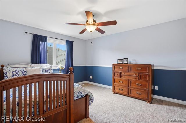 1726 Pondview Lane, Commerce Twp, MI 48382