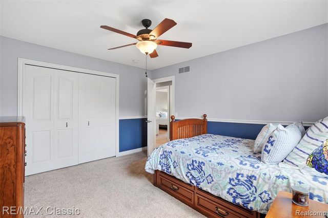 1726 Pondview Lane, Commerce Twp, MI 48382