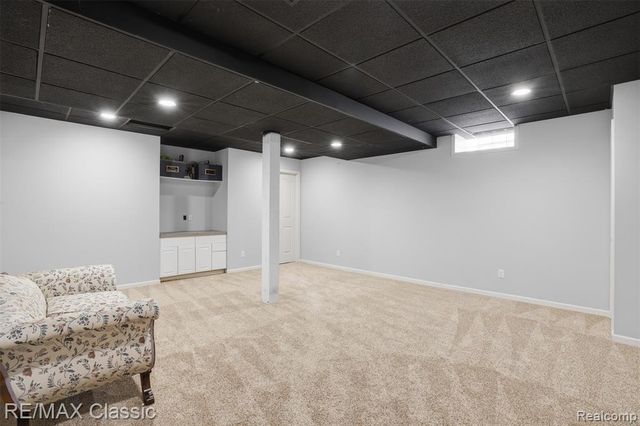 1726 Pondview Lane, Commerce Twp, MI 48382