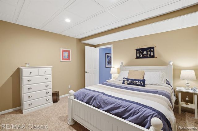 1726 Pondview Lane, Commerce Twp, MI 48382