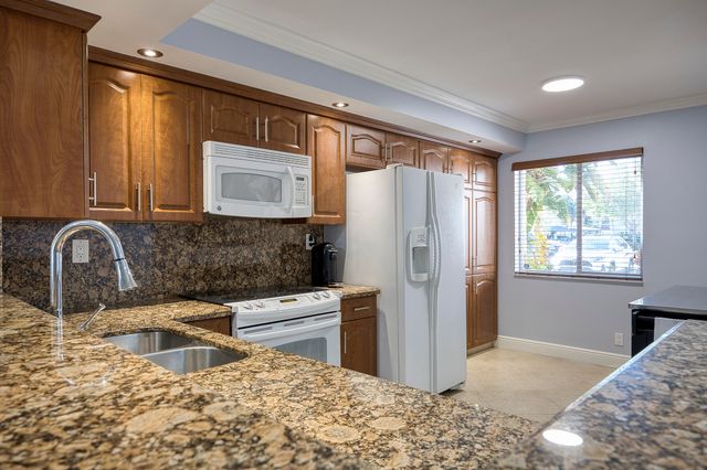 380 NW 67th Street Apt 101, Boca Raton, FL 33487