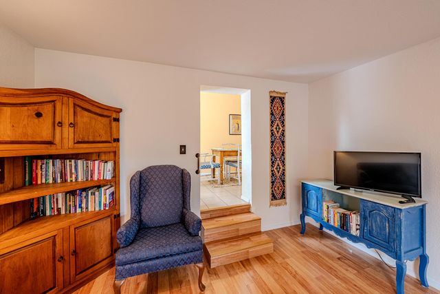 920 Forrester Street NW, Albuquerque, NM 87102