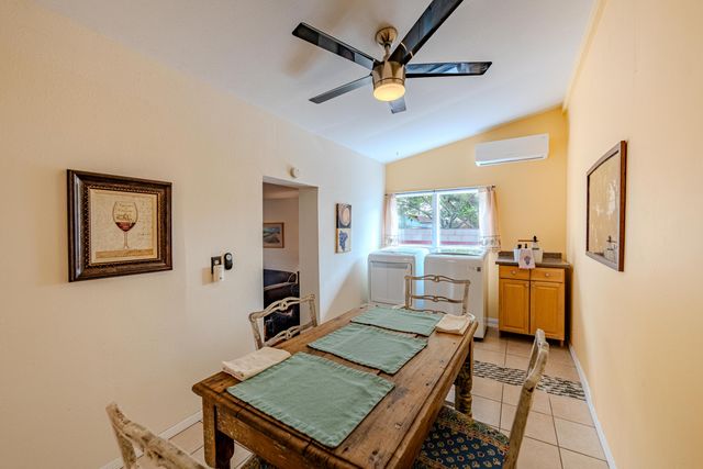 920 Forrester Street NW, Albuquerque, NM 87102