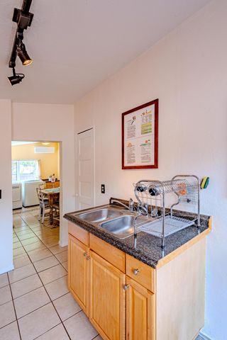 920 Forrester Street NW, Albuquerque, NM 87102