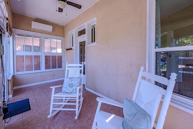 920 Forrester Street NW, Albuquerque, NM 87102