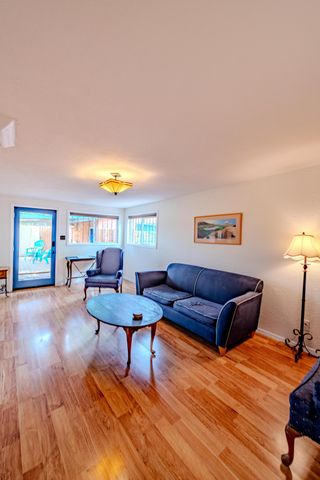 920 Forrester Street NW, Albuquerque, NM 87102