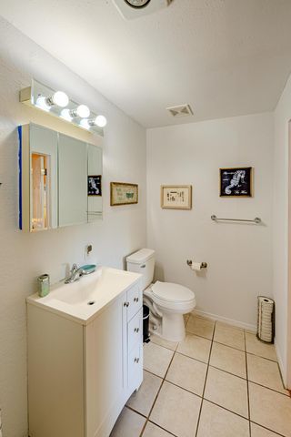 920 Forrester Street NW, Albuquerque, NM 87102