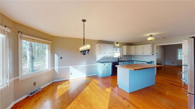 1042 Mission SW Road, Cartersville, GA 30120