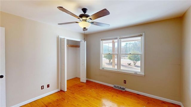 1042 Mission SW Road, Cartersville, GA 30120