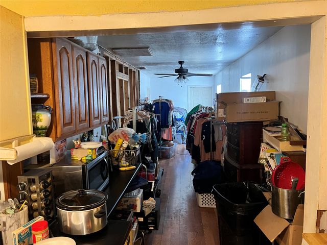 306 Burcham Ave, San Antonio, TX 78221