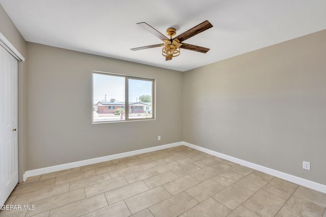 420 De Leon Drive, El Paso, TX 79912